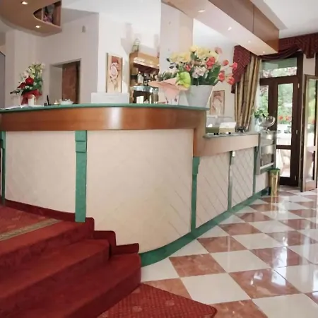 Szálloda Nice Hotel Mestre